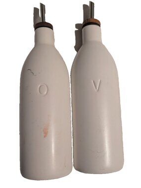 Figmint Stoneware Oil And Vinegar Pour Bottles 18.7 Oz